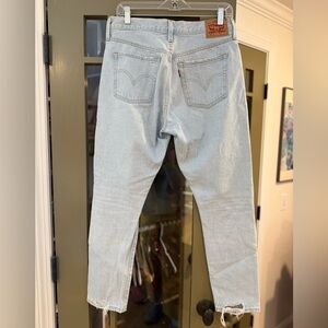Levi's 501 Jeans in Light Blue Wash, W29 L28